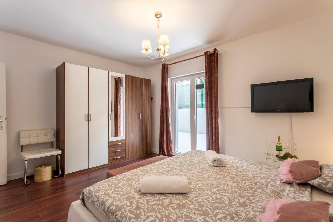 スプリトDalmatian 230M2 With Pool And Garden Near The Old Town For Familiesアパートメント エクステリア 写真